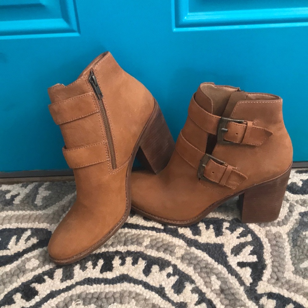 Steve Madden leather booties